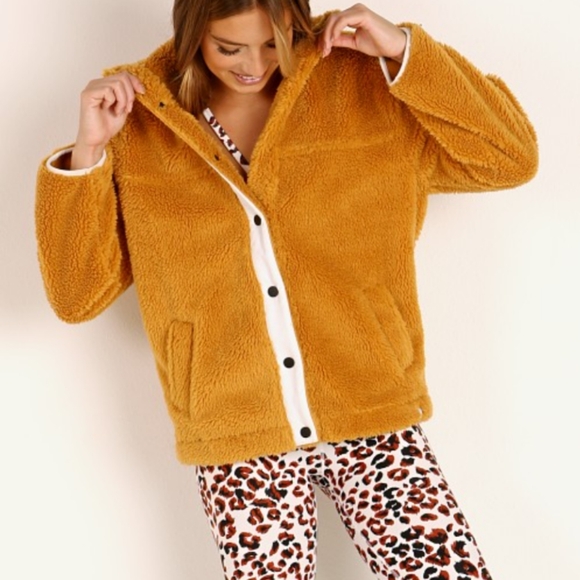 Varley Clemson Sherpa jacket - Picture 2 of 11